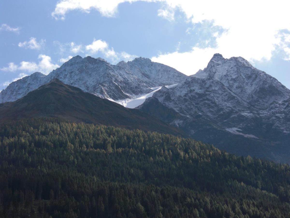 Hotel Schwarzer Adler Pettneu am Arlberg Eksteriør bilde