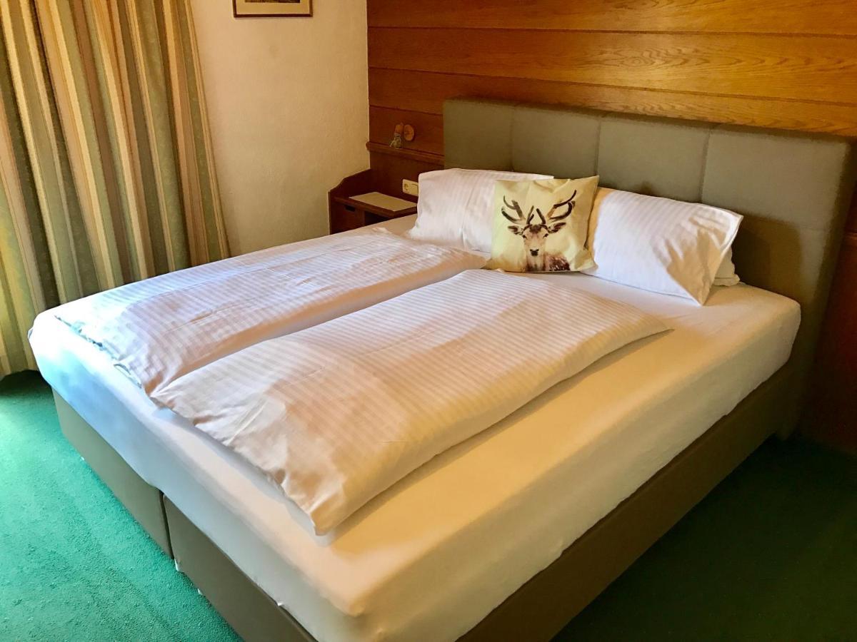Hotel Schwarzer Adler Pettneu am Arlberg Eksteriør bilde
