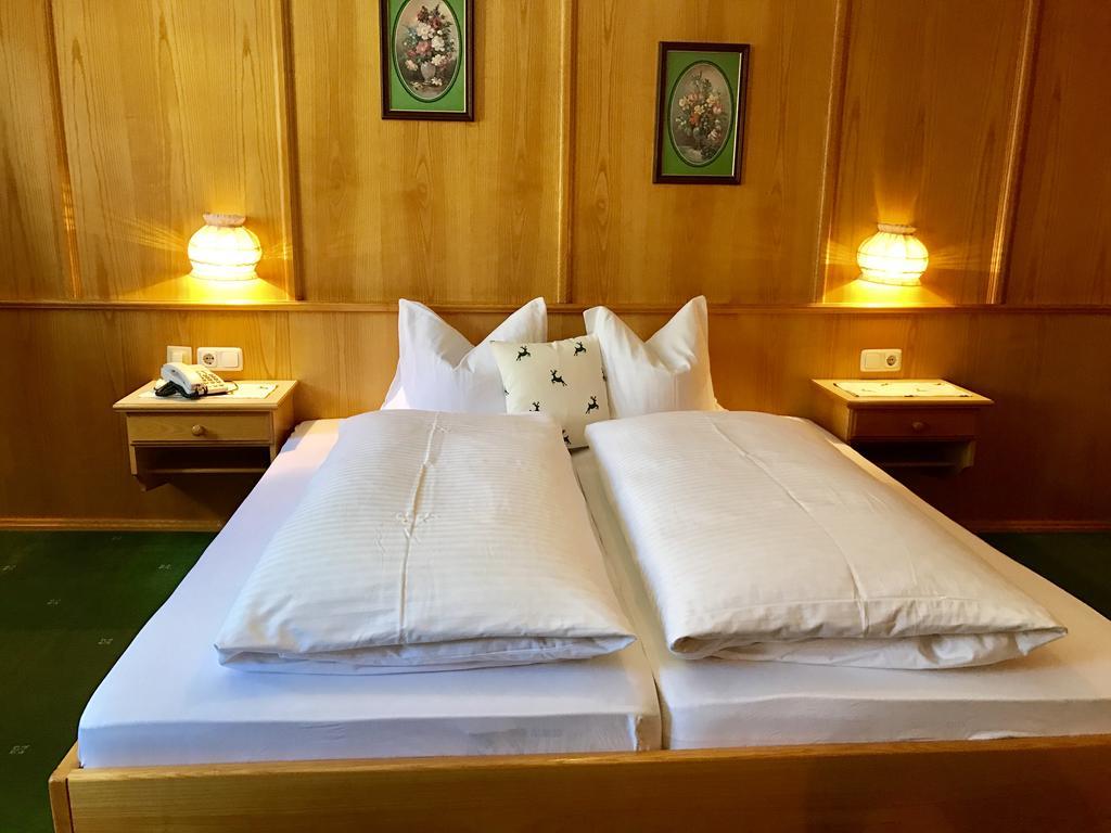 Hotel Schwarzer Adler Pettneu am Arlberg Eksteriør bilde