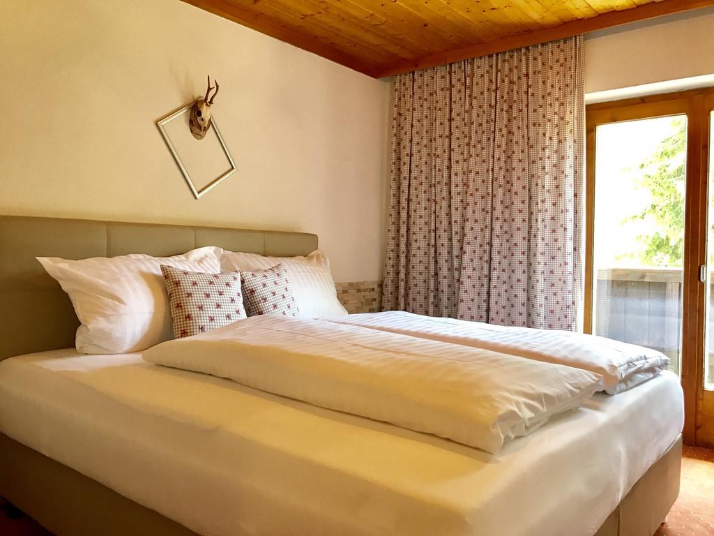 Hotel Schwarzer Adler Pettneu am Arlberg Eksteriør bilde